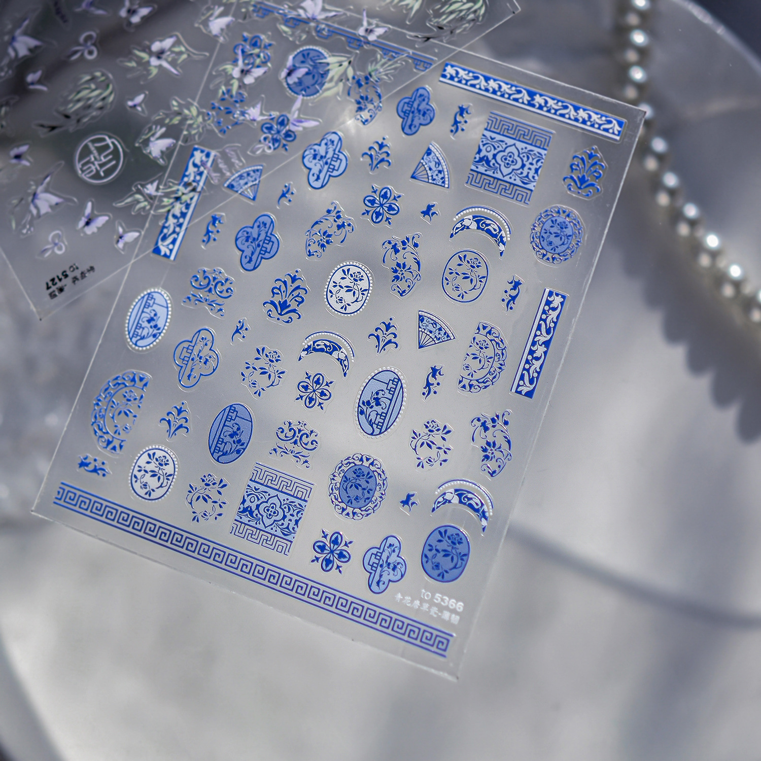 Traceless Blue White Porcelain - Nail Art Van Gogh recensione e prezzo