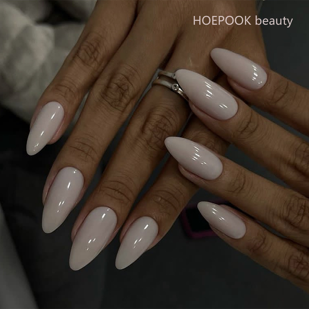 24pcs Pink Gradient Almond Pre - Nail Art Natural Simple recensione e prezzo